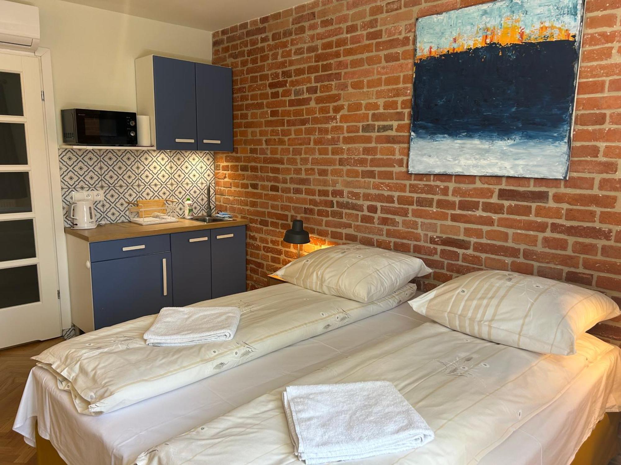 Cybulskiego Guest Rooms Krakow Exterior photo