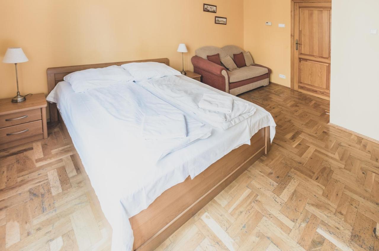Cybulskiego Guest Rooms Krakow Exterior photo